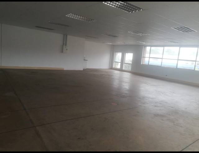 2,330M² RETAIL TO LET IN LOUIS TRICHARDT RURAL